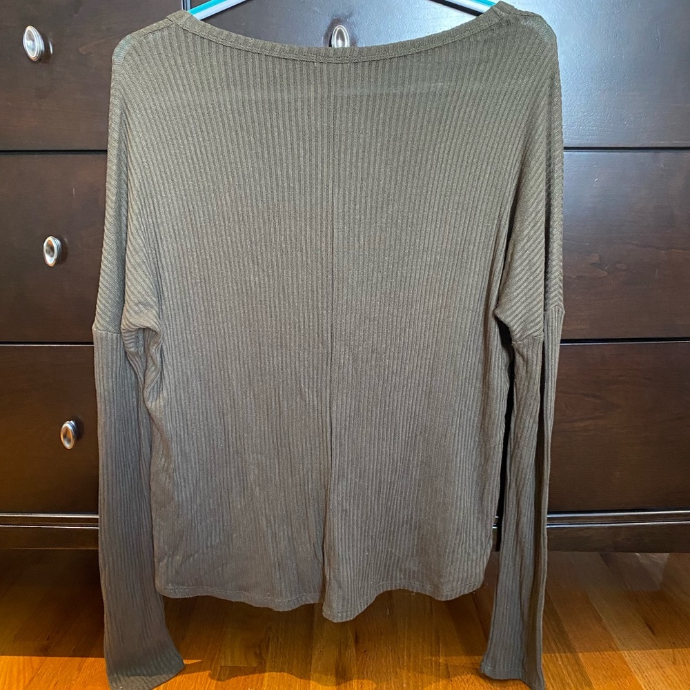 Dark green garage long sleeve top - Picture 3 of 3